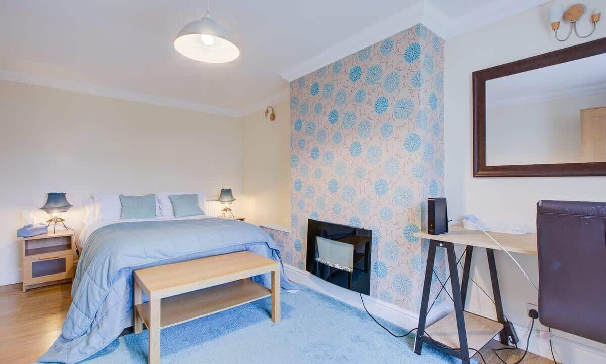 Photo of Bedroom in Reading