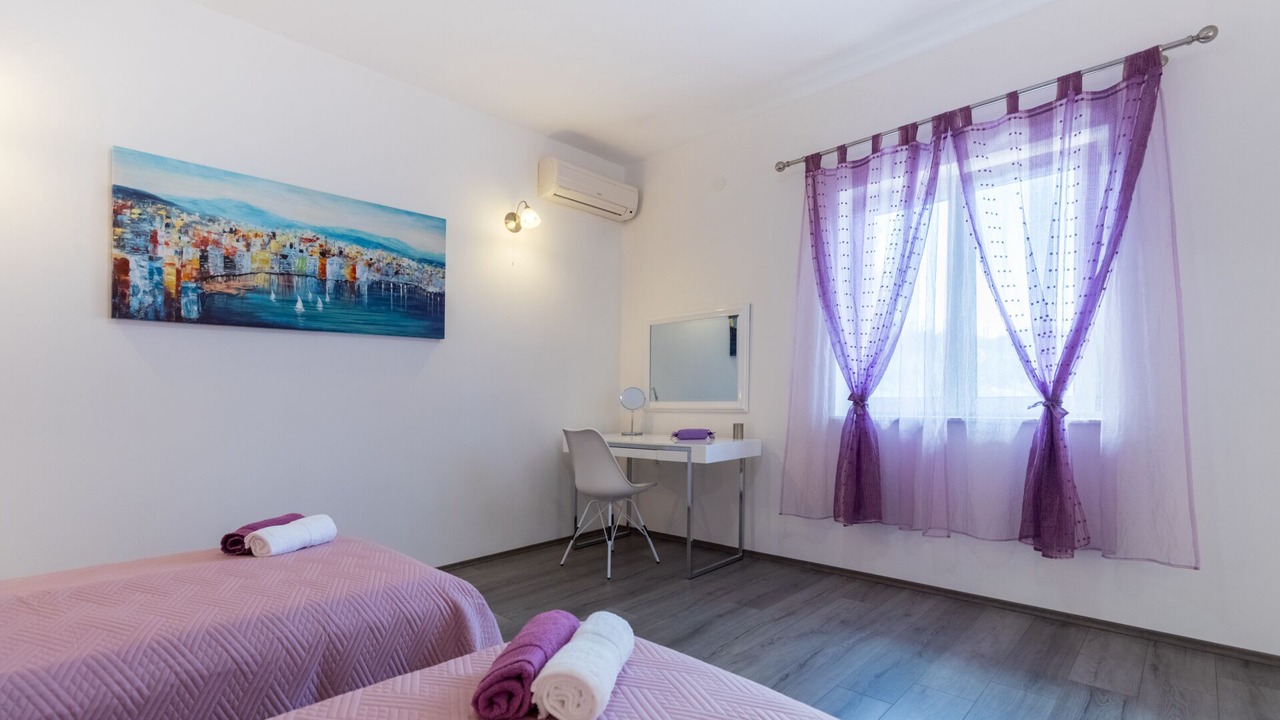 Photo of Bedroom in Ploce