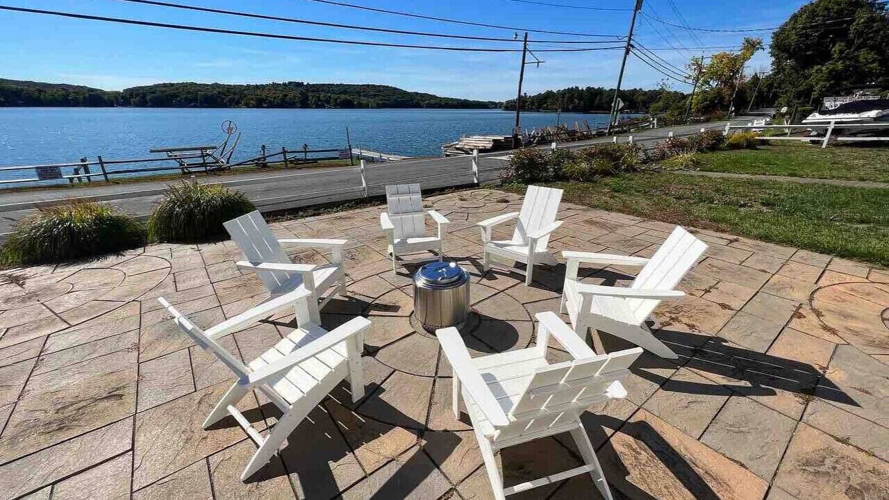 Photo of Patio Balcony in Copake Lake