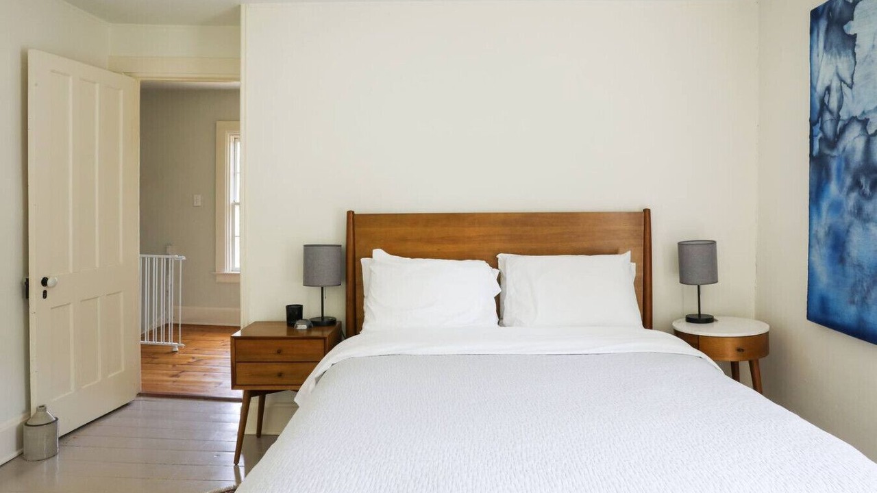 Photo of Bedroom in Hudson