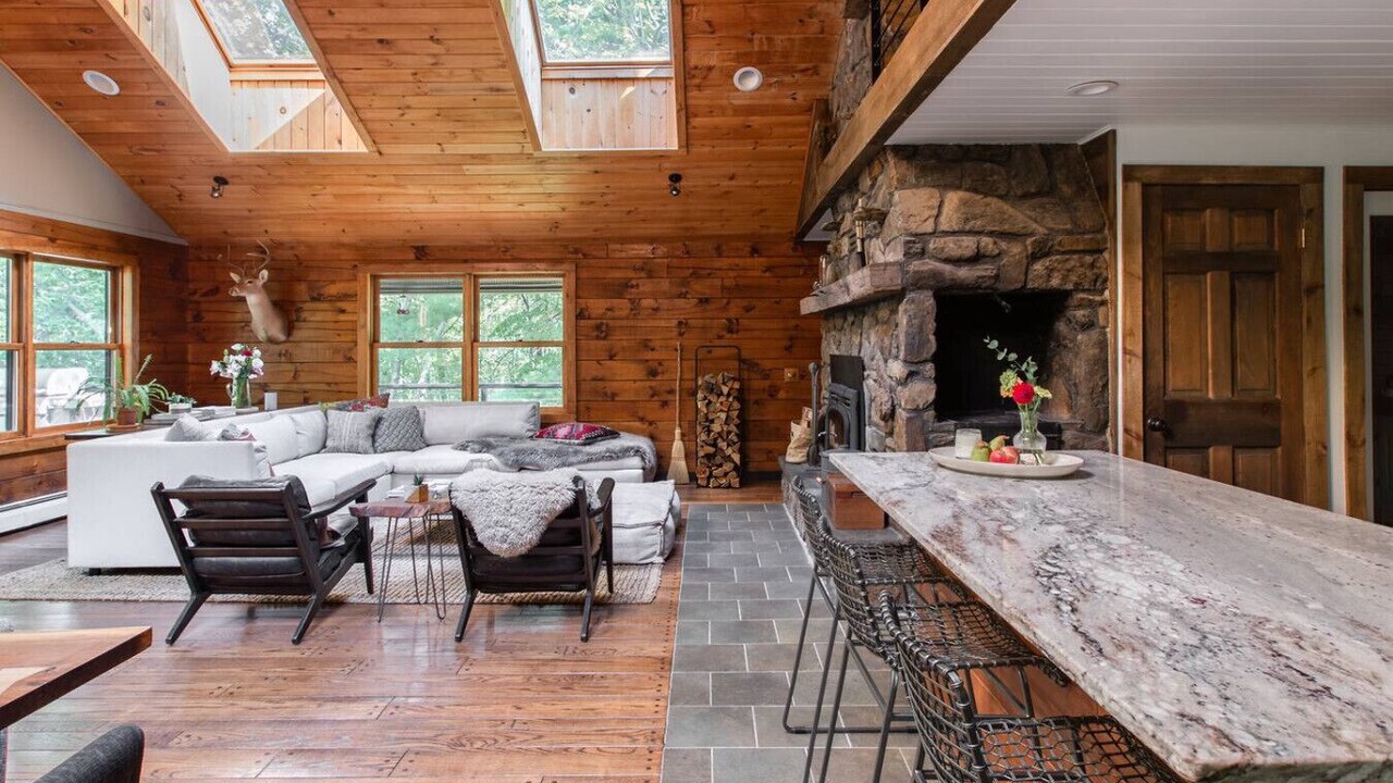 Photo of Livingroom in Copake Lake