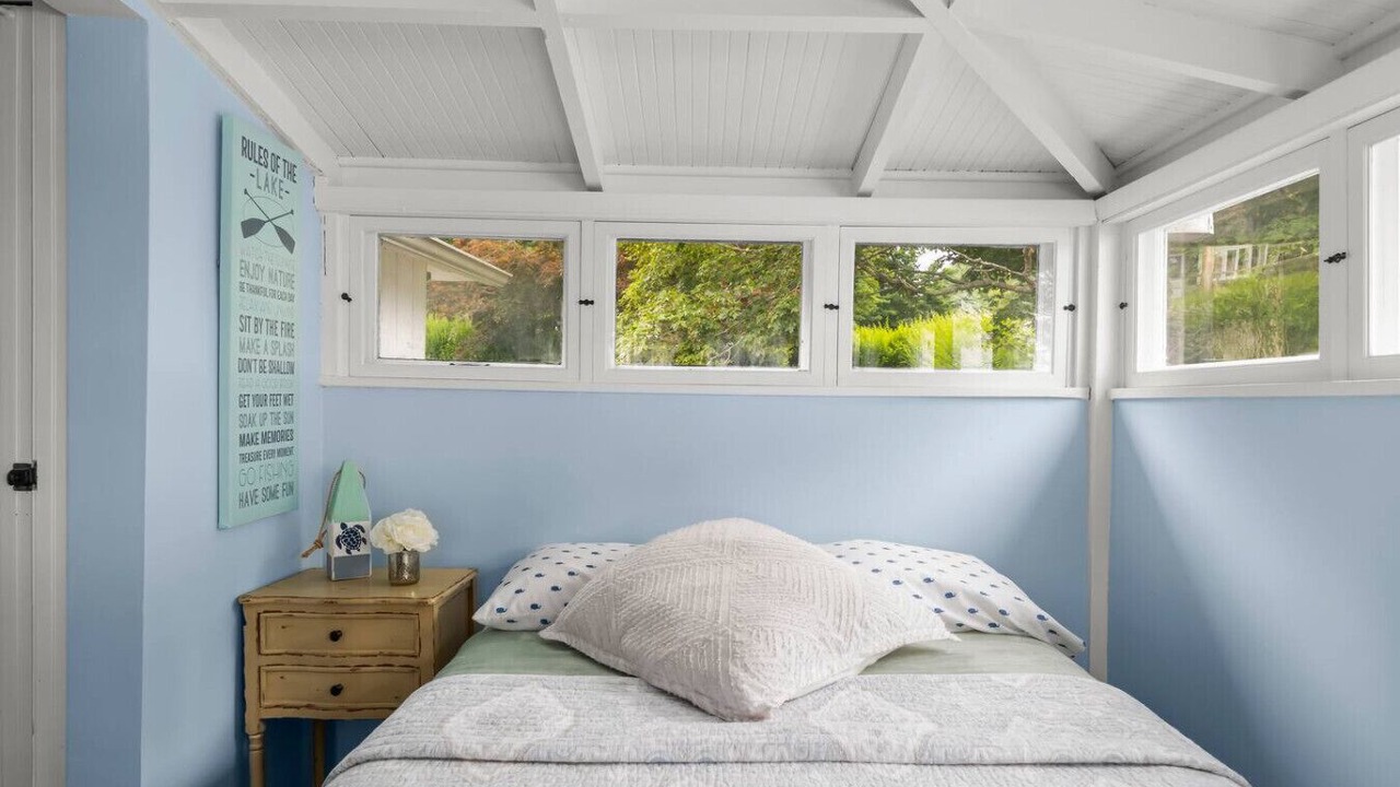 Photo of Bedroom in Copake Lake