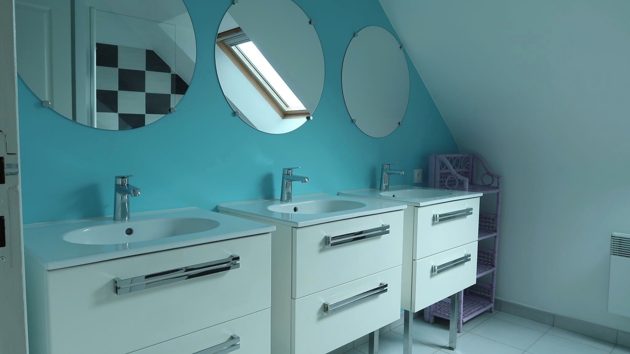 Photo of Bathroom in Plouer-sur-Rance