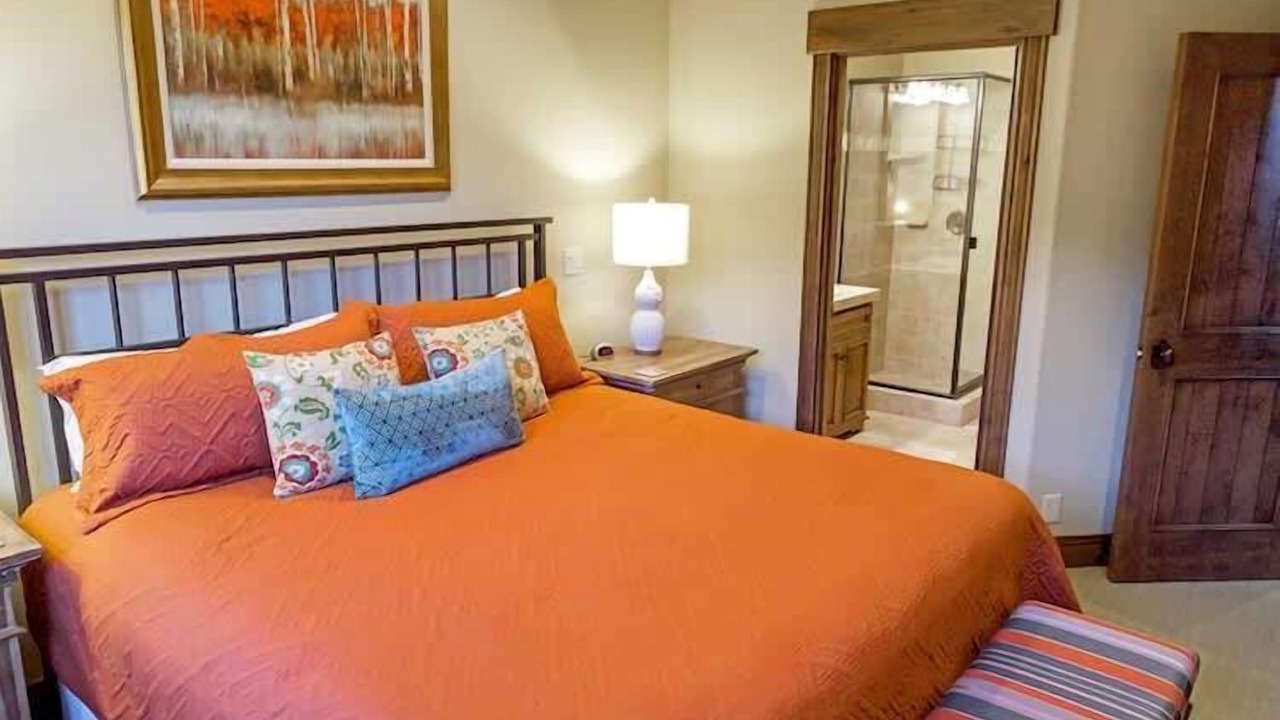 Photo of Bedroom in Park Meadows
