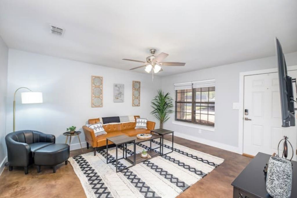 Photo of Livingroom in Wichita Falls