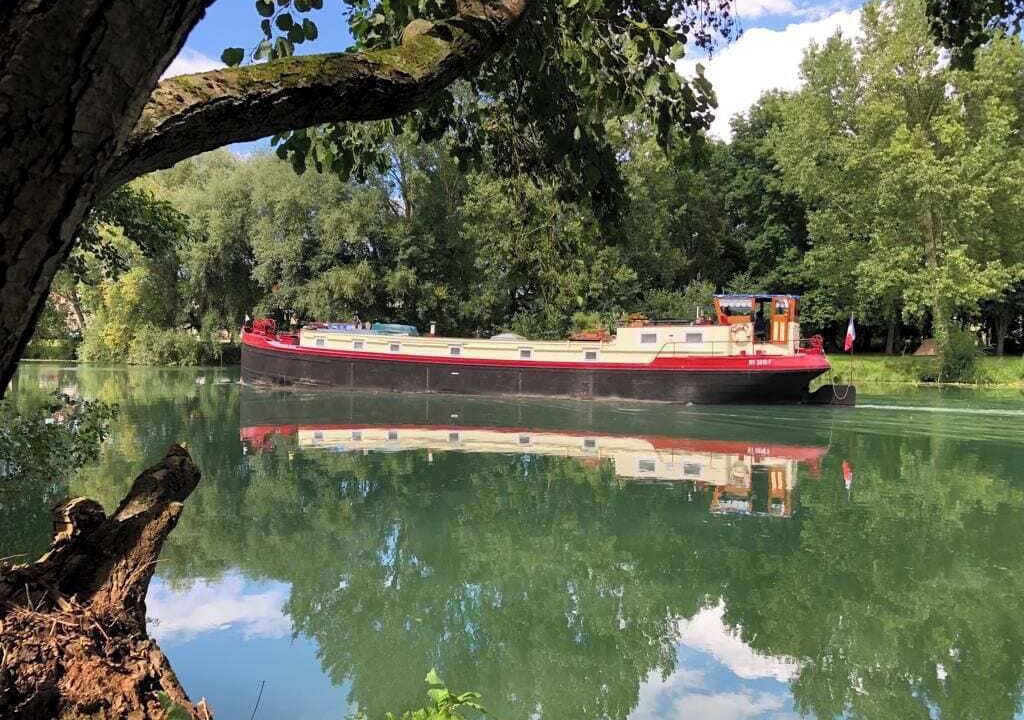 Photo of Others in Saint-Jean-les-Deux-Jumeaux