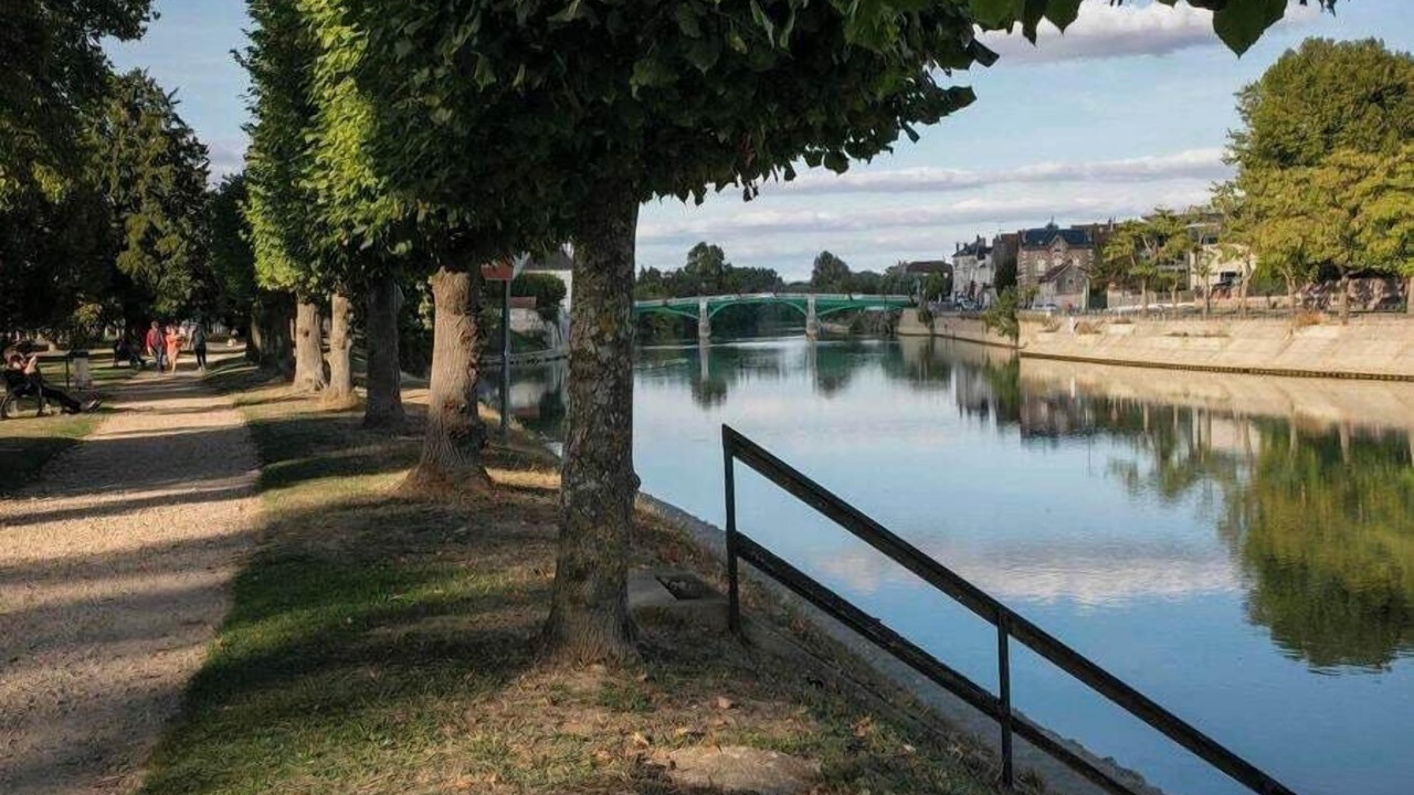 Photo of Others in La Ferte-sous-Jouarre