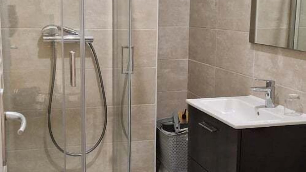 Photo of Bathroom in La Ferte-sous-Jouarre