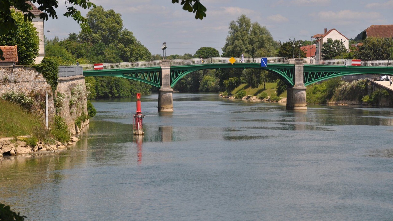 Photo of Others in La Ferte-sous-Jouarre