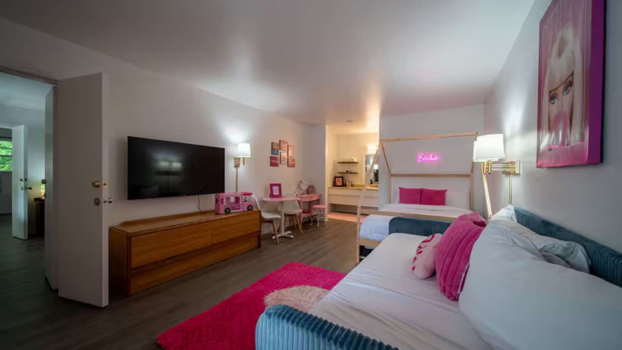 Photo of Bedroom in Eureka Springs Historic District