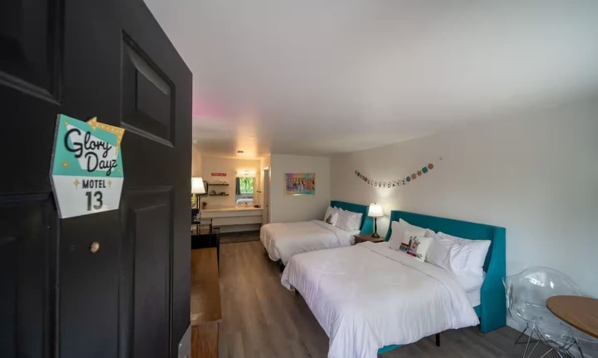 Photo of Bedroom in Eureka Springs Historic District