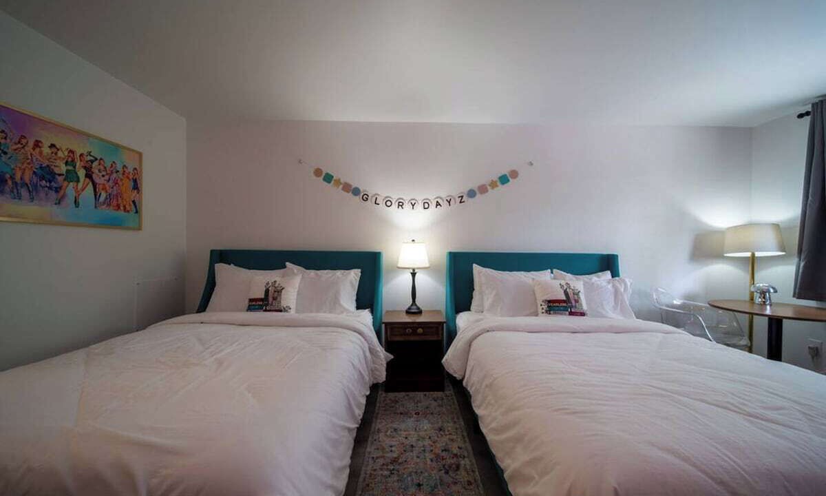 Photo of Bedroom in Eureka Springs Historic District