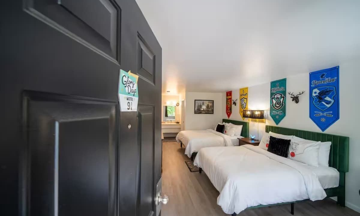 Photo of Bedroom in Eureka Springs Historic District