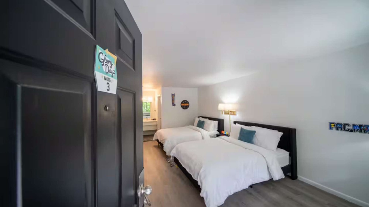 Photo of Bedroom in Eureka Springs Historic District