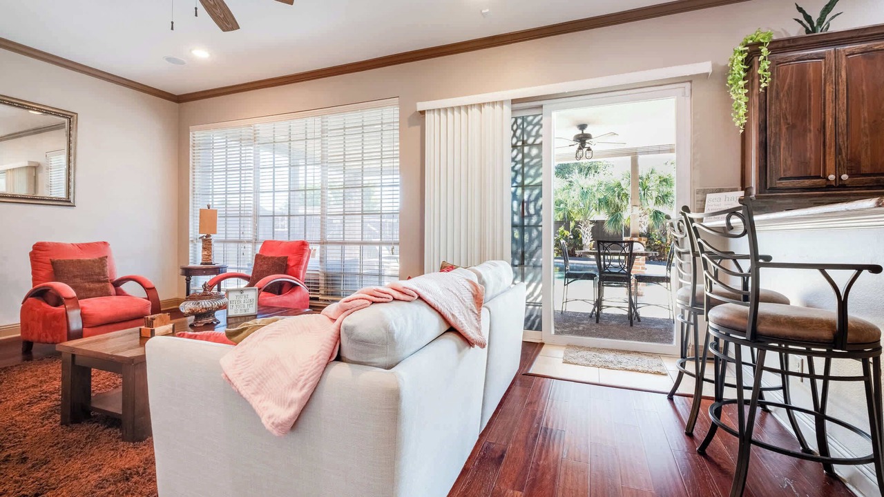 Photo of Livingroom in Rowlett