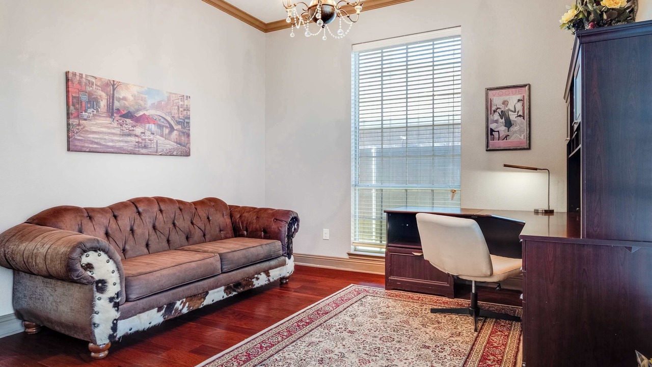Photo of Livingroom in Rowlett