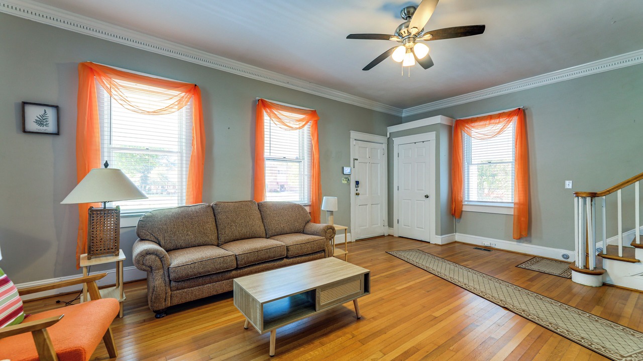 Photo of Livingroom in New Bern