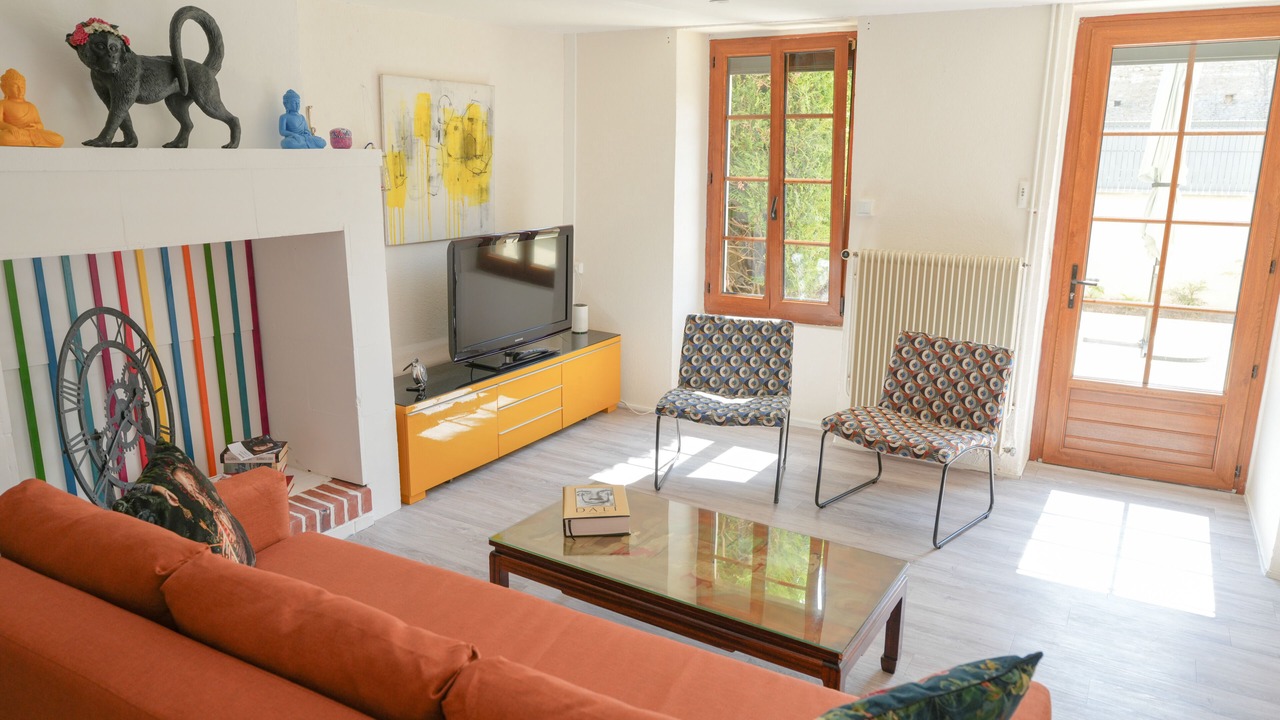 Photo of Livingroom in Airan
