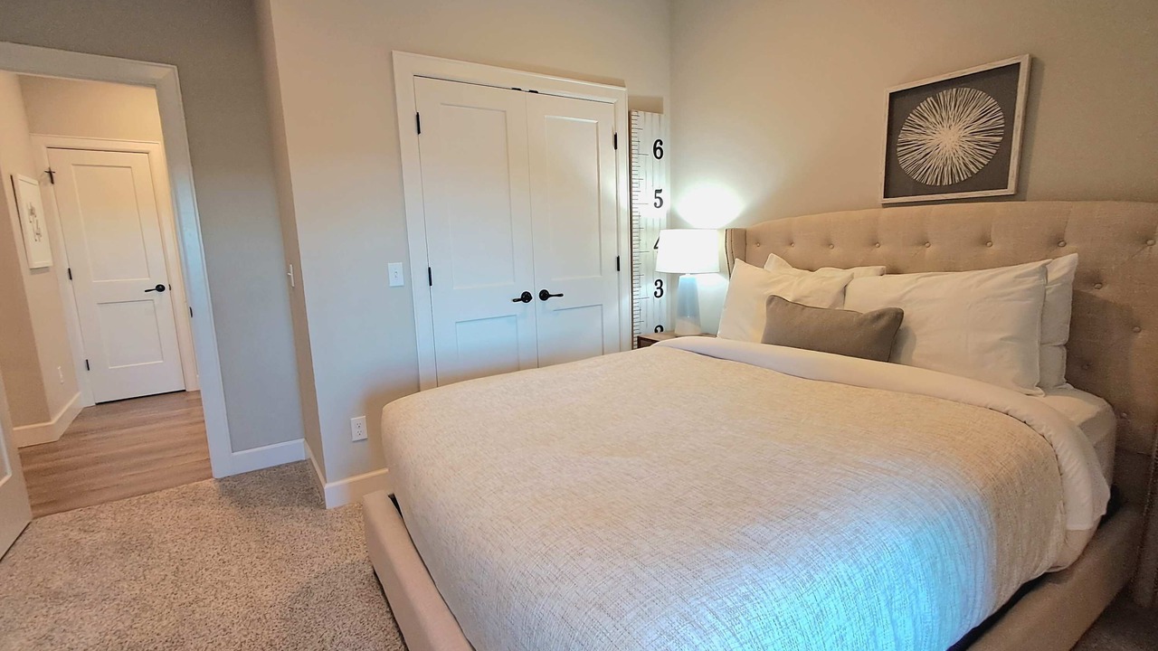 Photo of Bedroom in Rogers