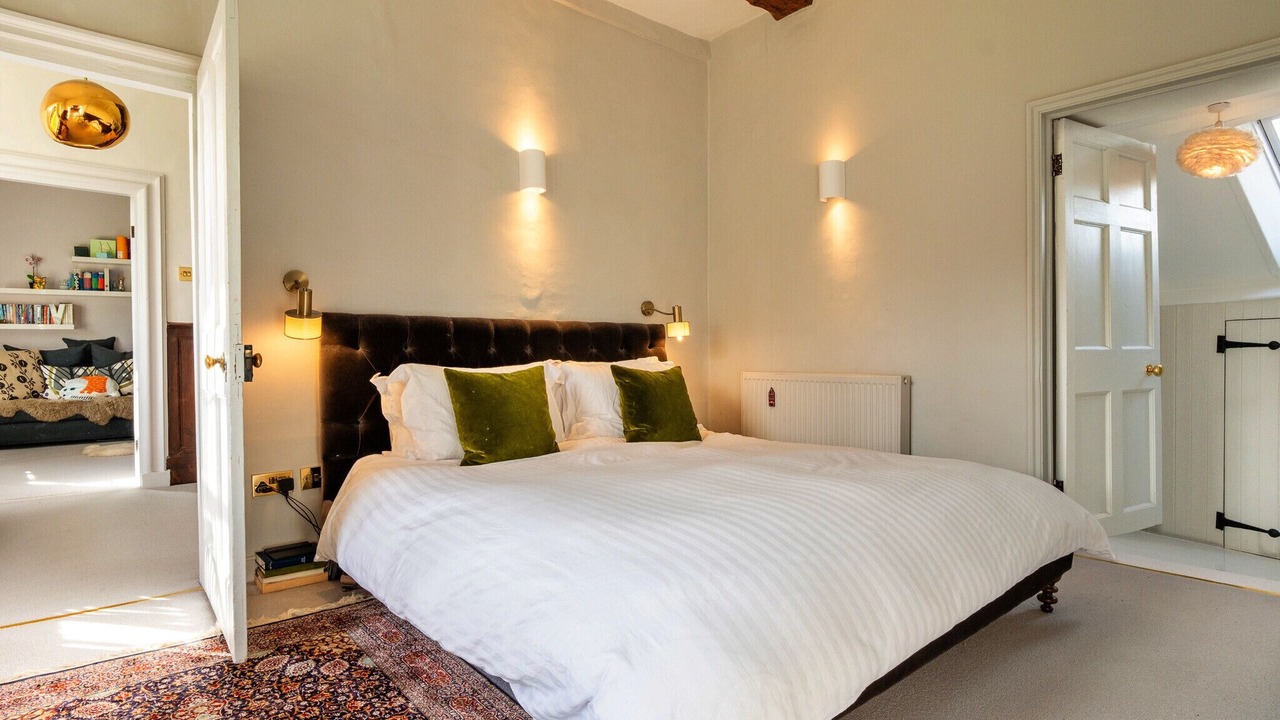 Photo of Bedroom in Lechlade
