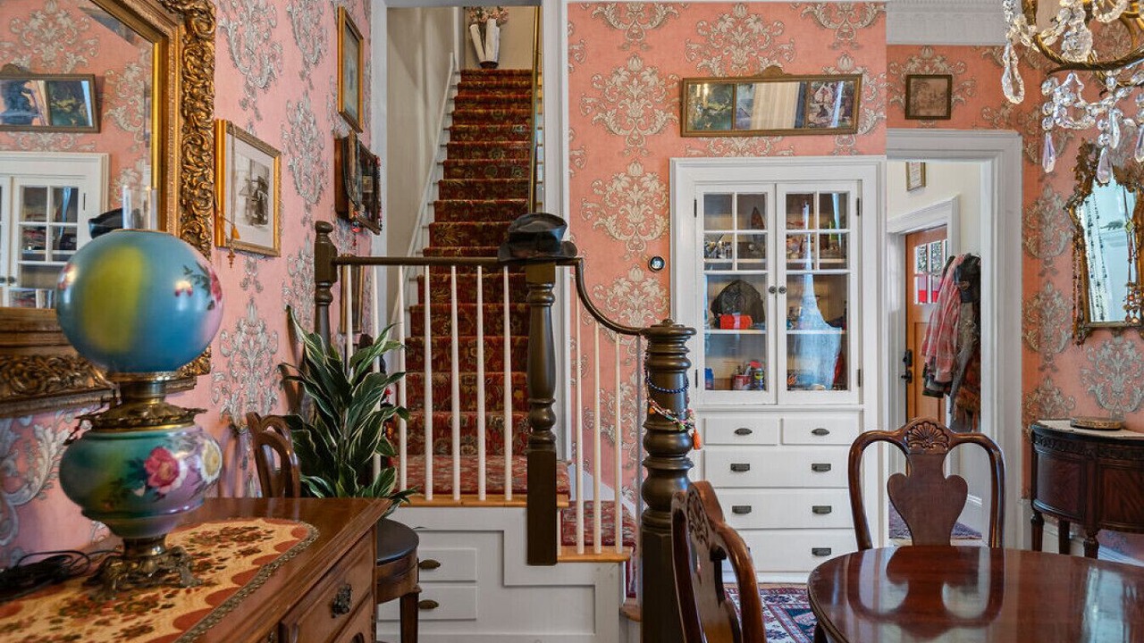 Photo of Others in West End