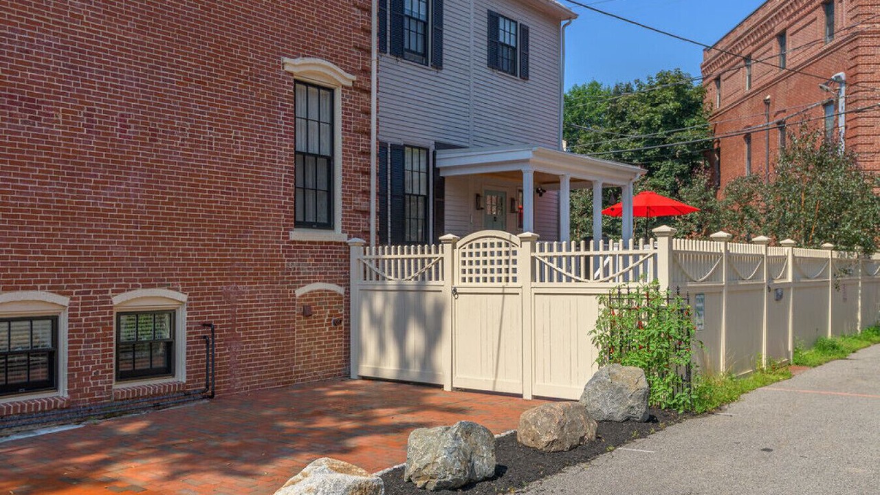 Photo of Outdoor in West End