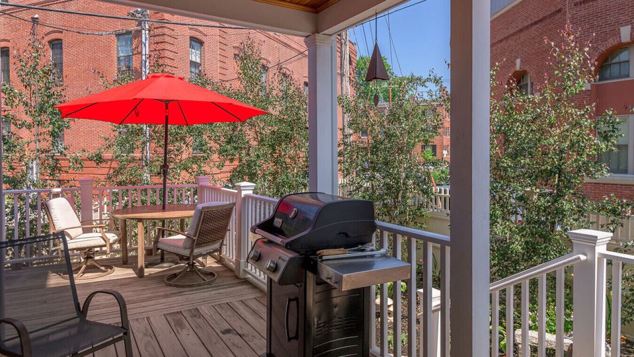 Photo of Outdoor in West End