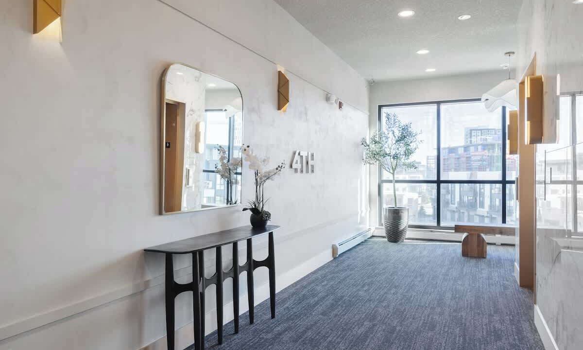 Photo of Others in University District