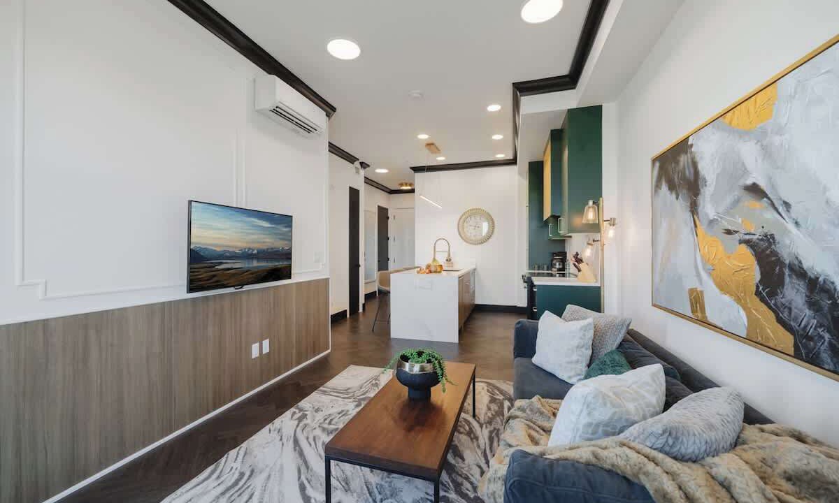 Photo of Livingroom in University District