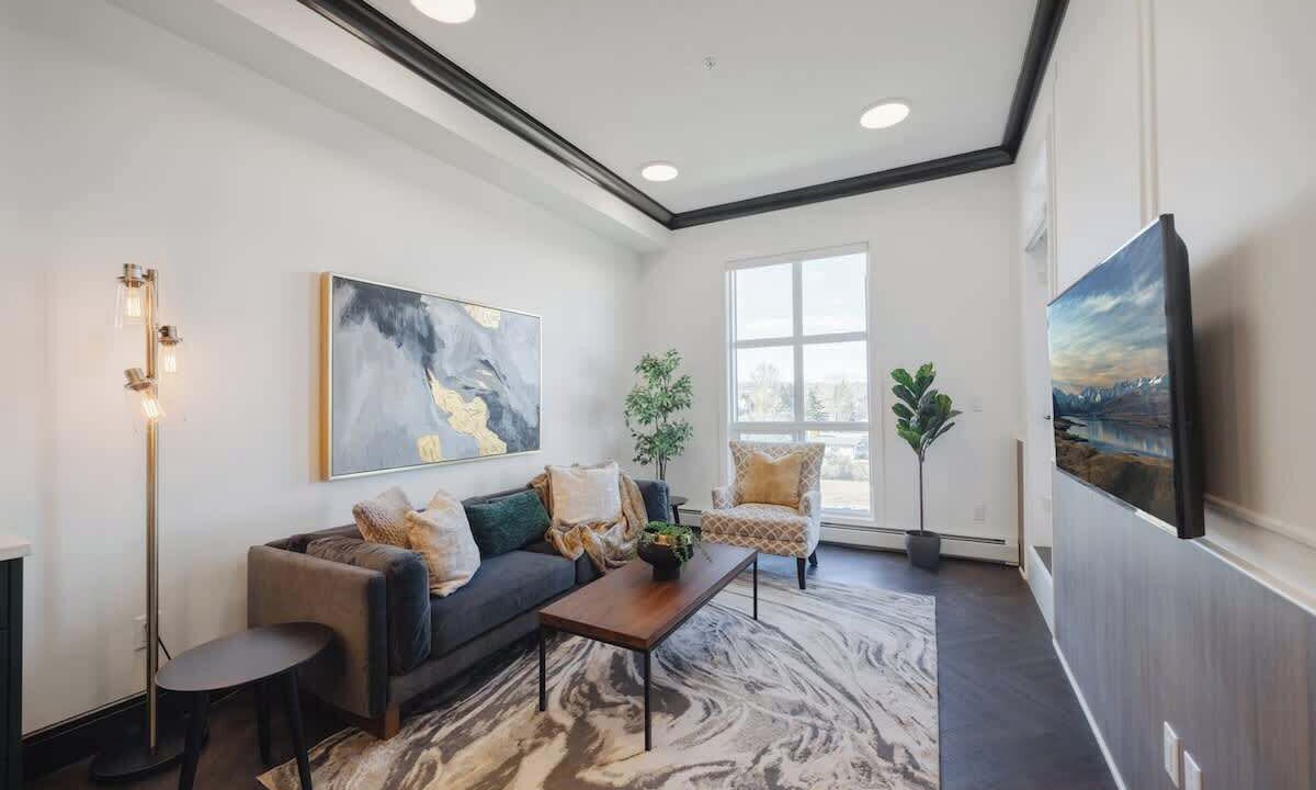 Photo of Livingroom in University District