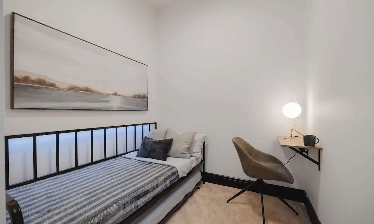 Photo of Bedroom in University District