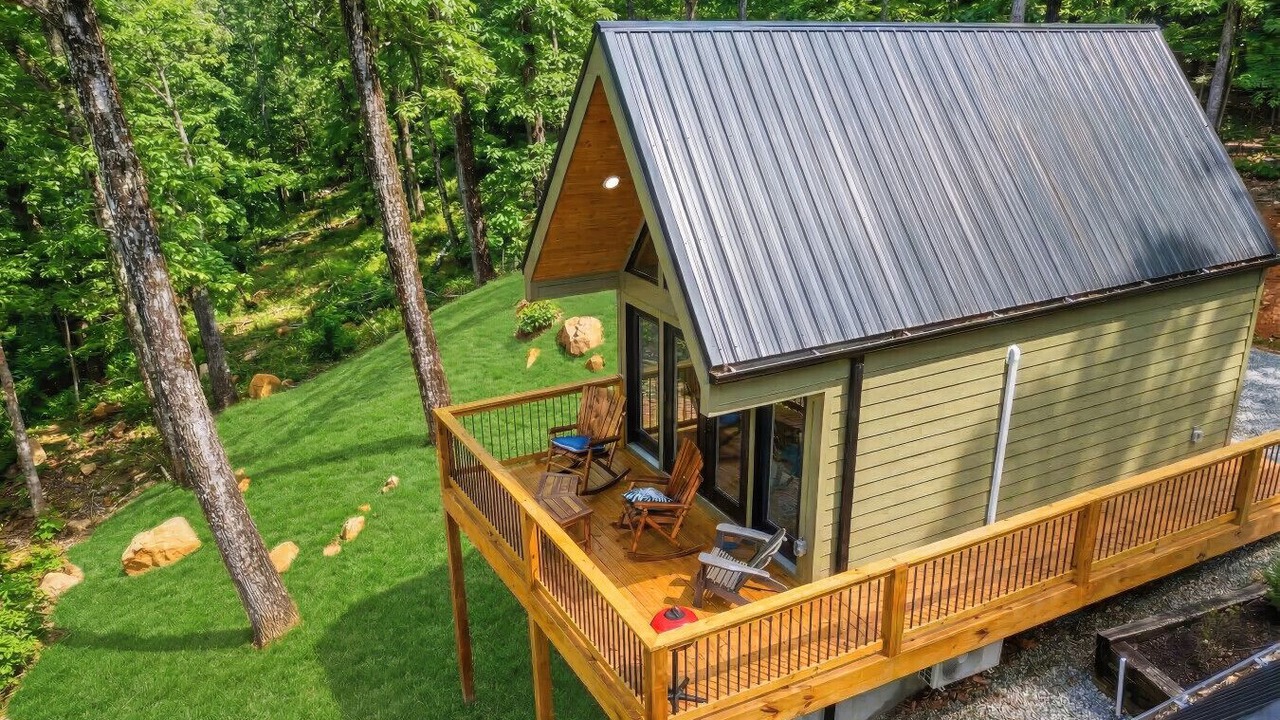 Photo of Patio Balcony in Lupton City