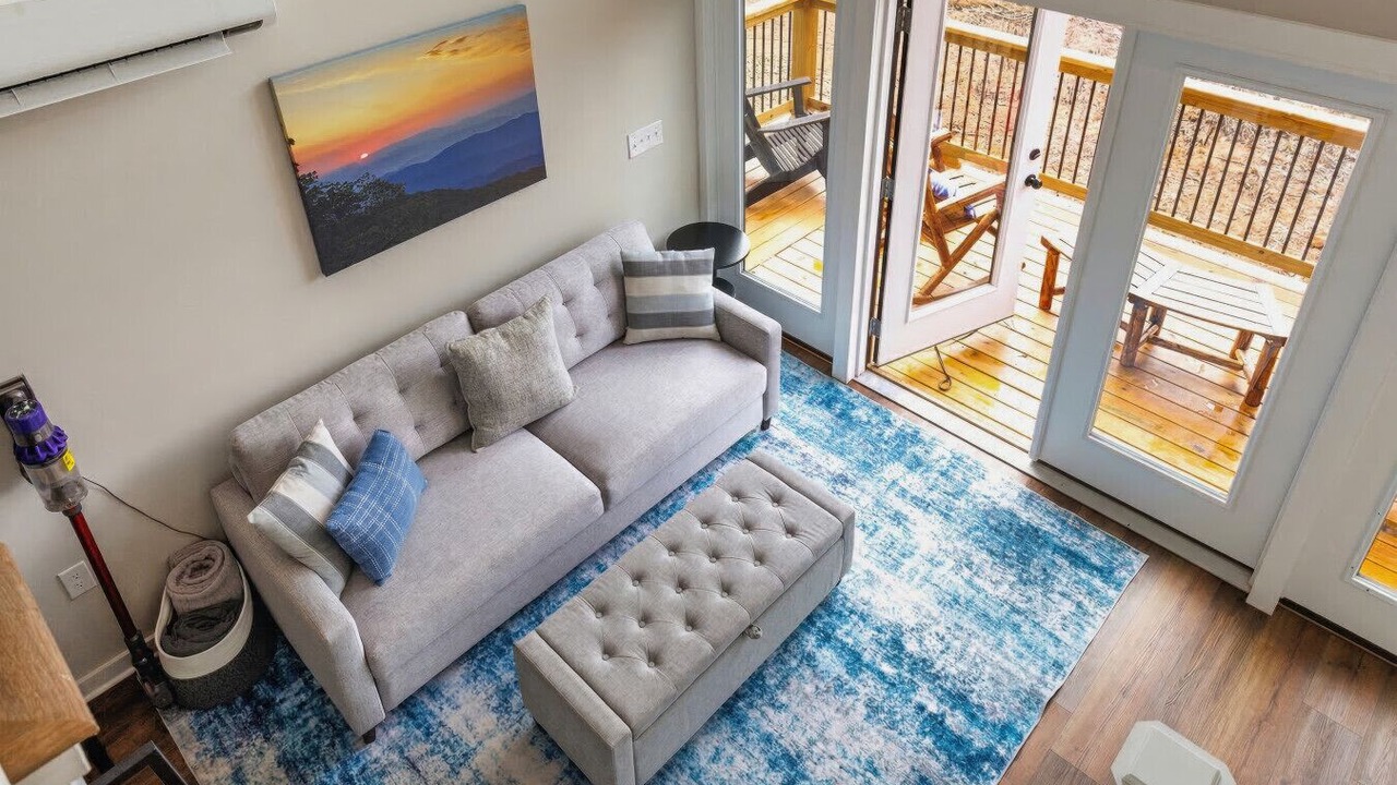Photo of Livingroom in Lupton City