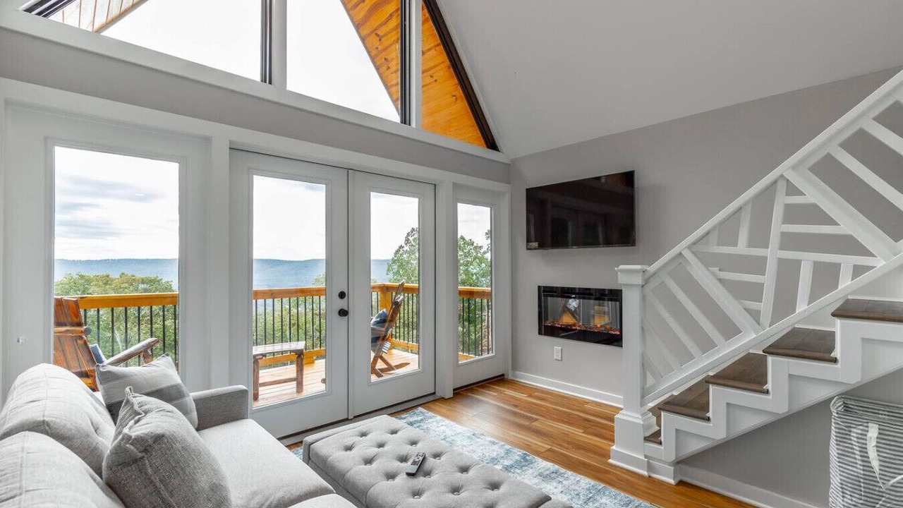 Photo of Livingroom in Lupton City