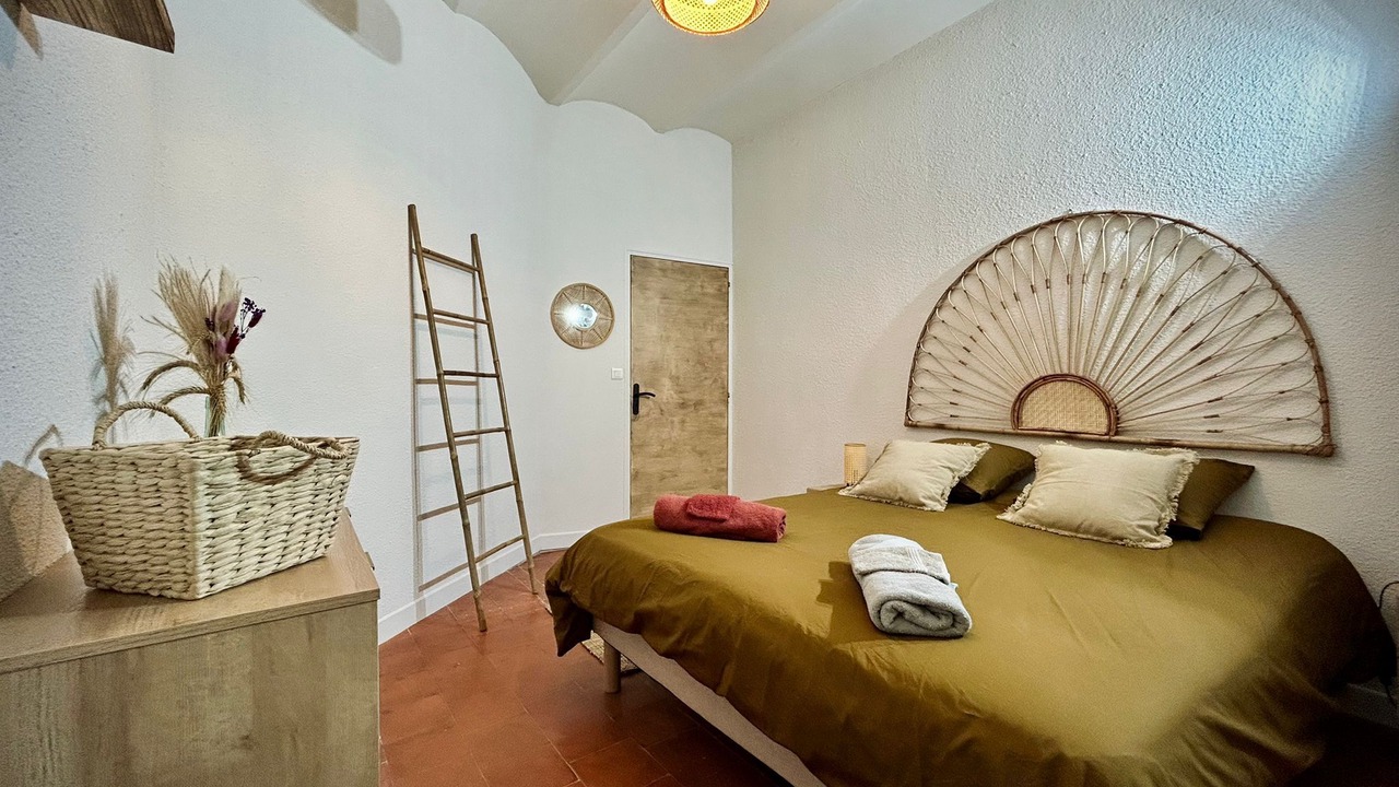 Photo of Bedroom in Saint-Bauzille-de-Putois