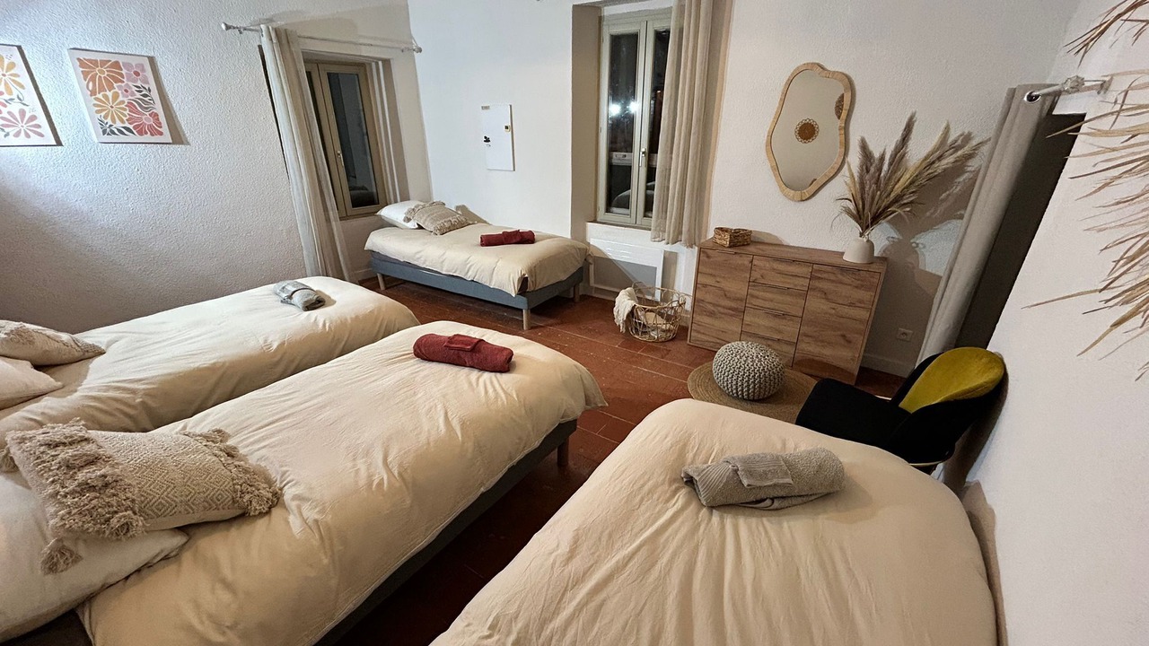 Photo of Bedroom in Saint-Bauzille-de-Putois