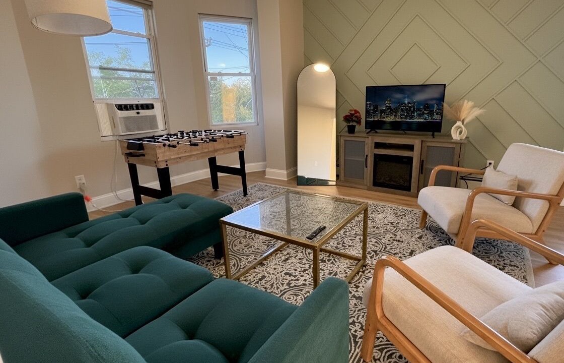 Photo of Livingroom in Tompkinsville