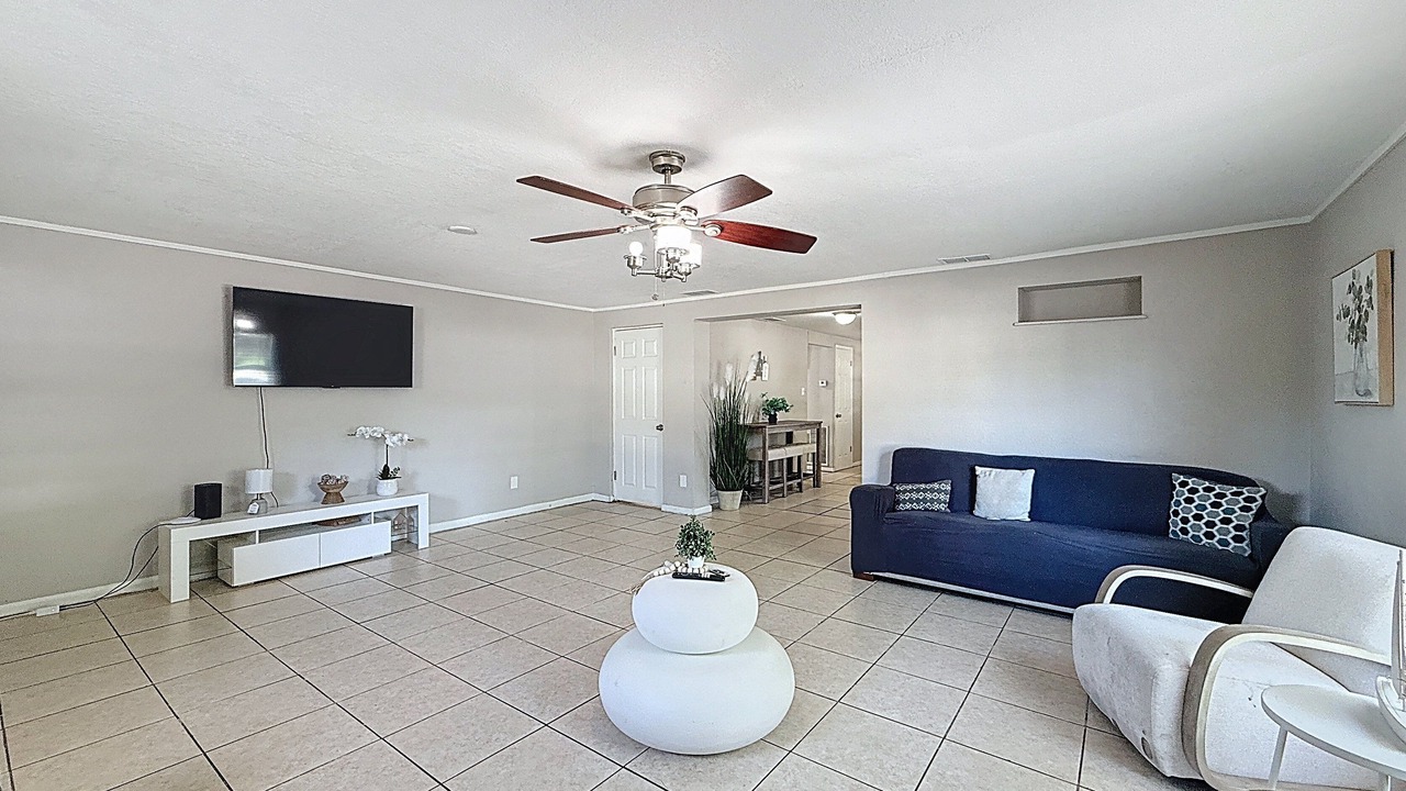 Photo of Livingroom in Tampa
