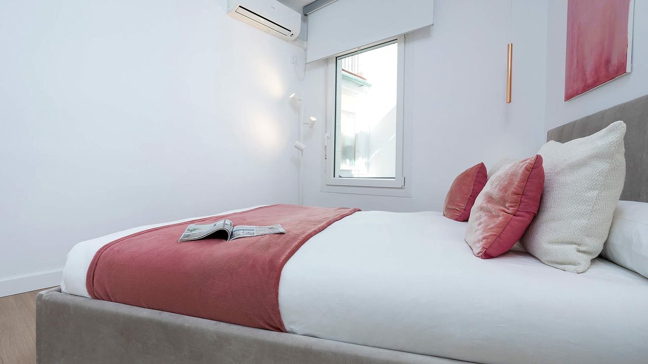 Photo of Bedroom in Jewish Quarter
