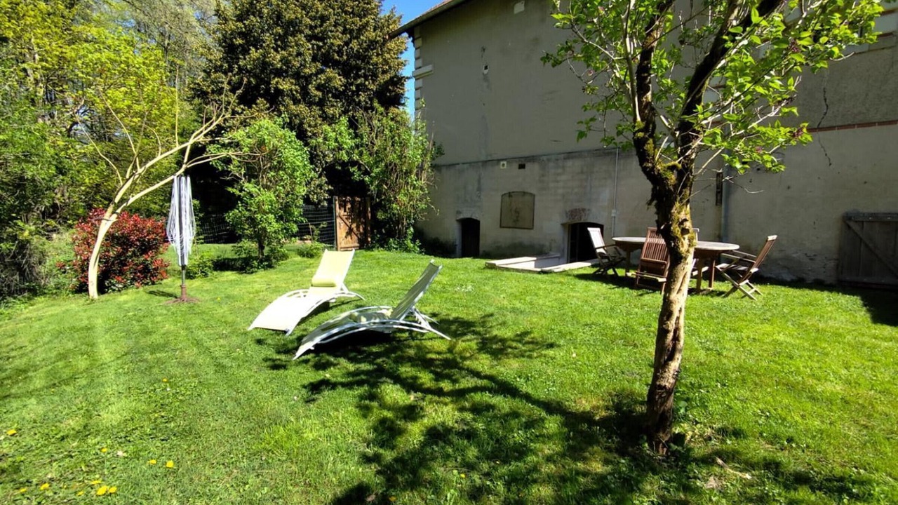 Photo of Outdoor in Ballan-Mire
