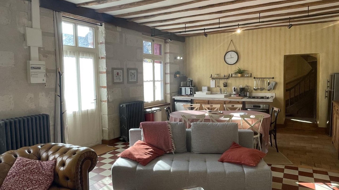 Photo of Livingroom in Ballan-Mire