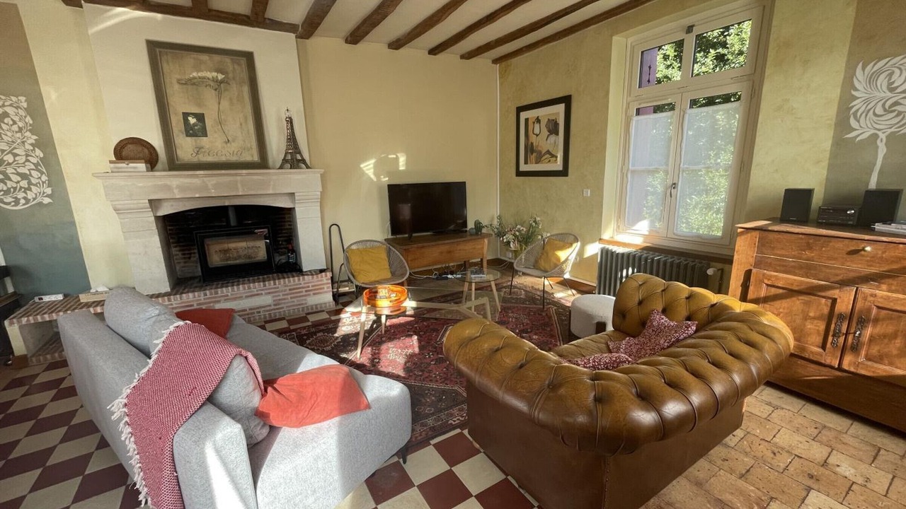 Photo of Livingroom in Ballan-Mire