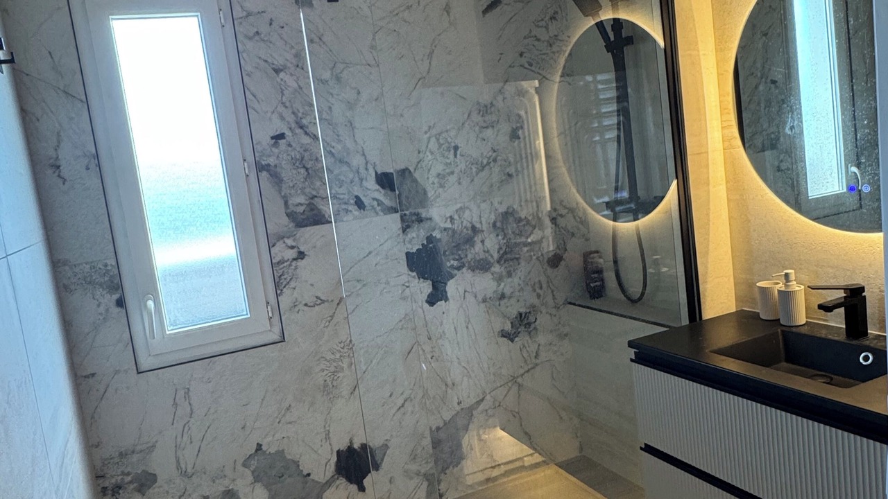 Photo of Bathroom in Juvignac