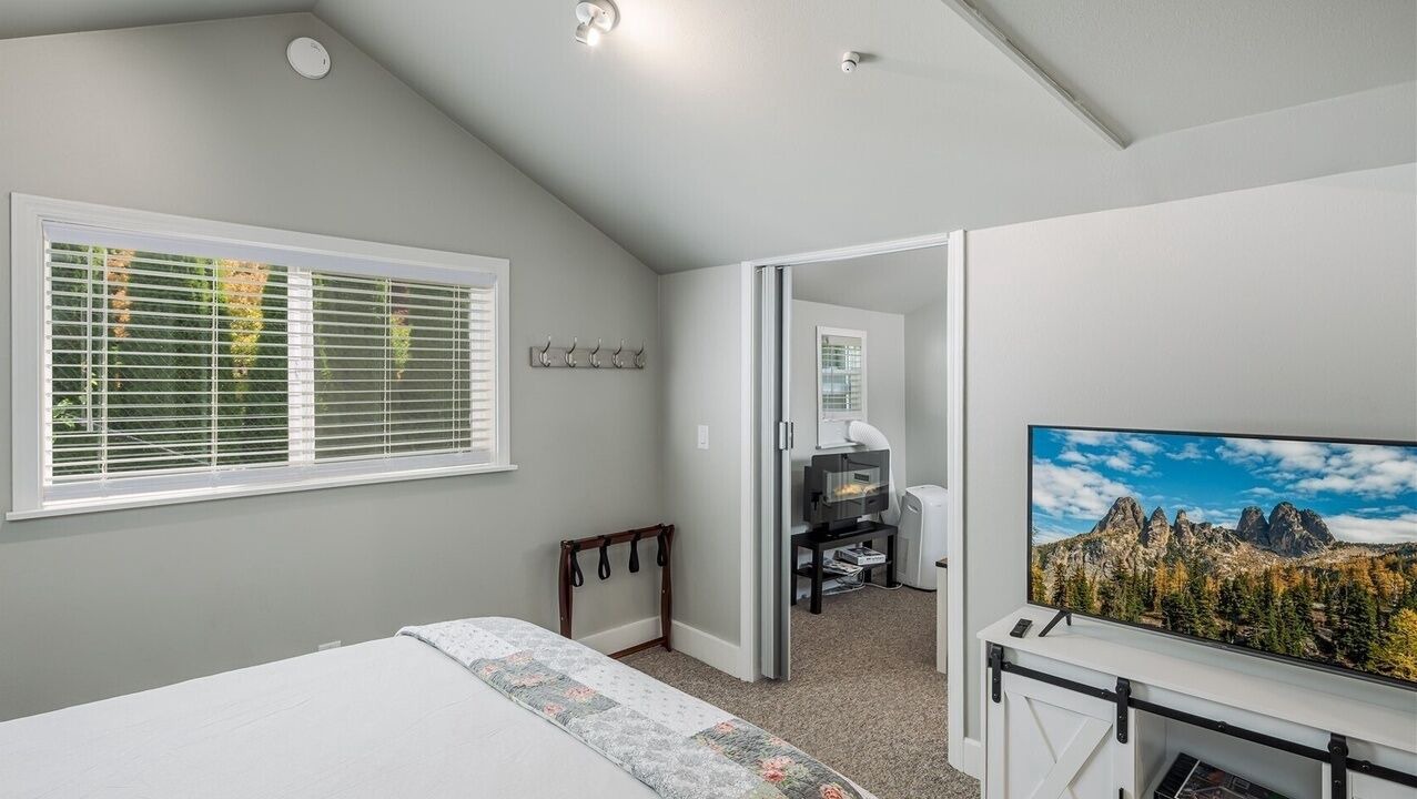 Photo of Bedroom in Northwest Everett