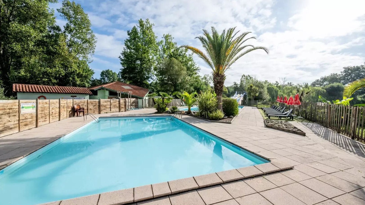Photo of Outdoor in Belus