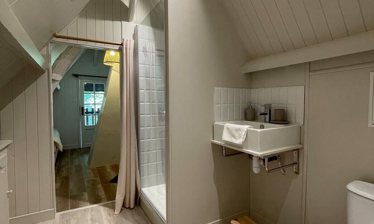 Photo of Bathroom in Canehan