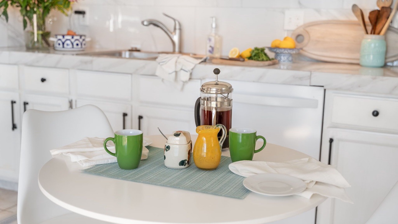 Photo of Kitchen in Surfcrest Village