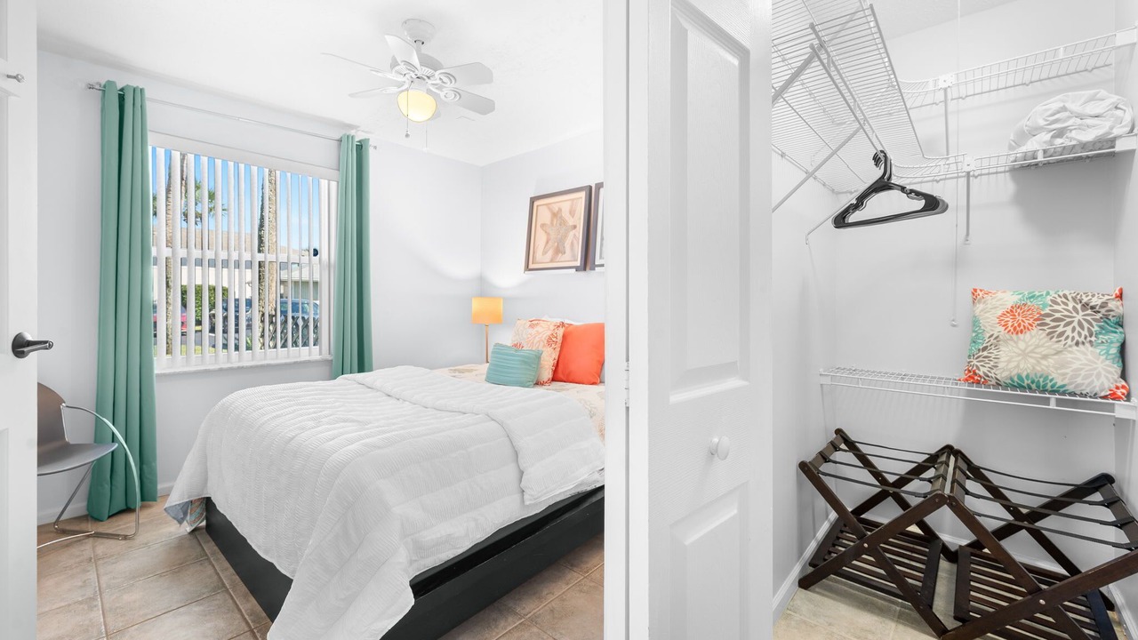 Photo of Bedroom in Surfcrest Village