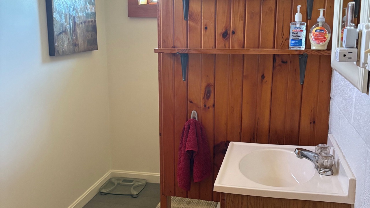 Photo of Bathroom in Aspers