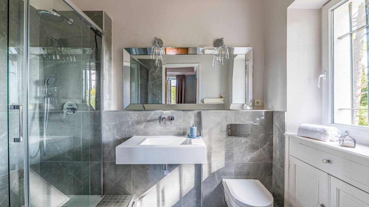 Photo of Bathroom in Azille